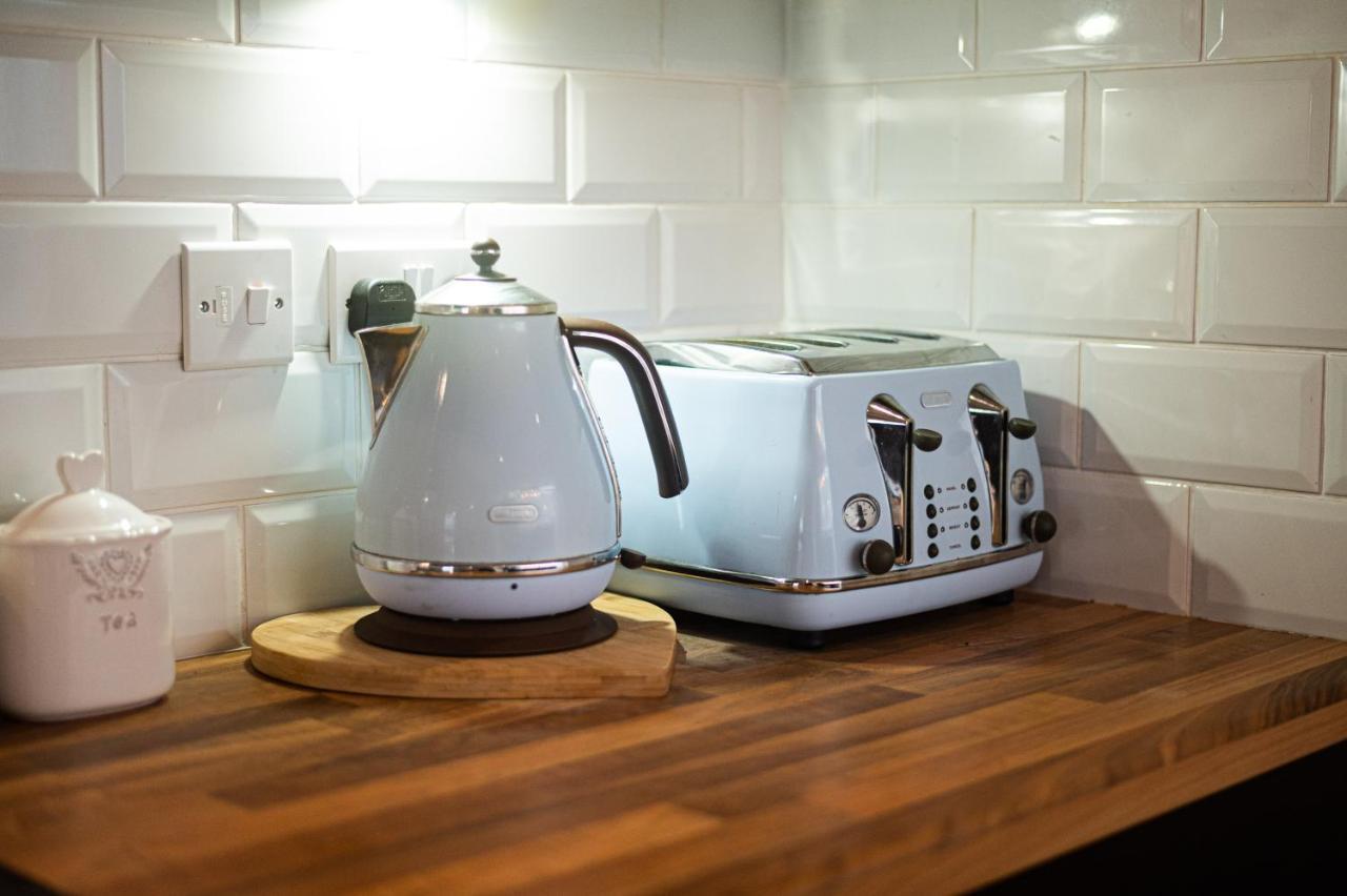 Eaton - Tv In Every Bedroom! Holiday home Swansea