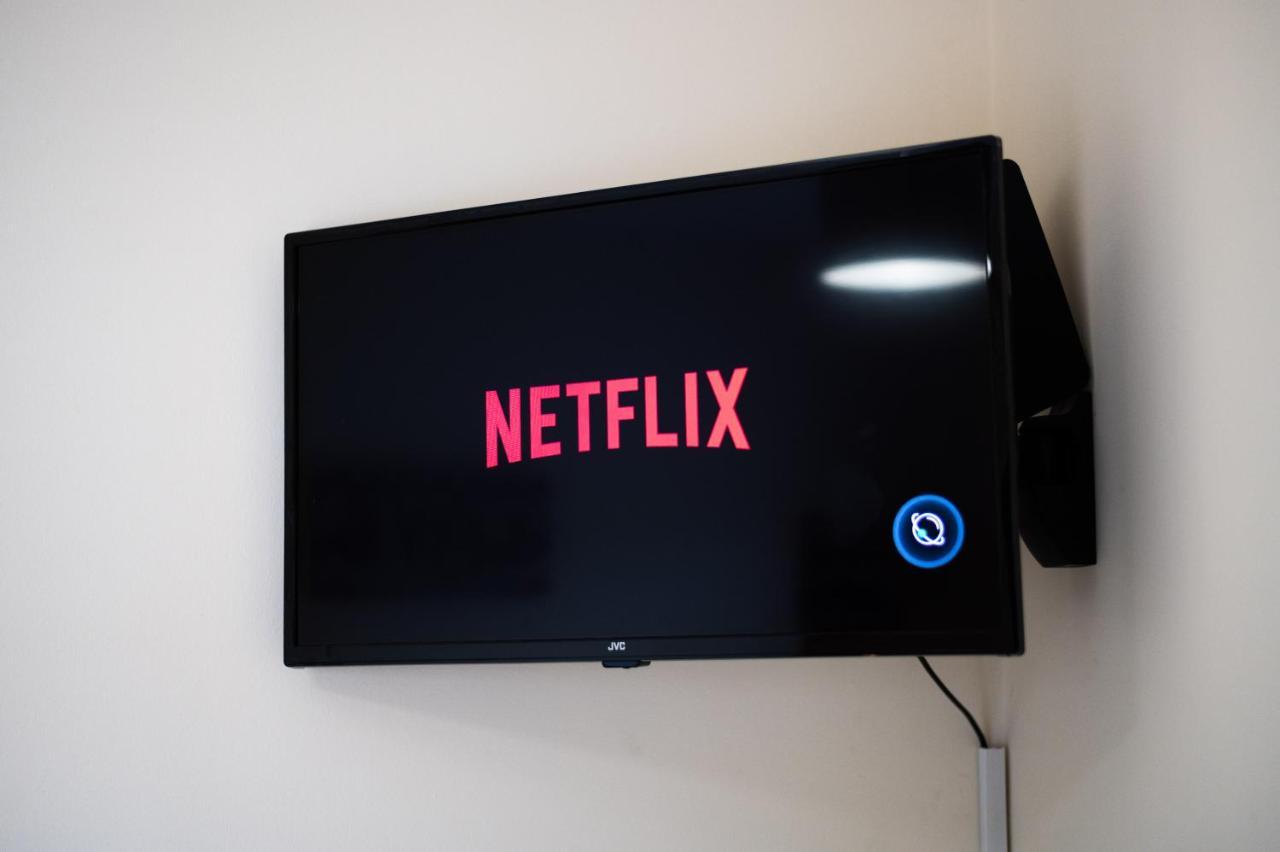 Eaton - Tv In Every Bedroom!